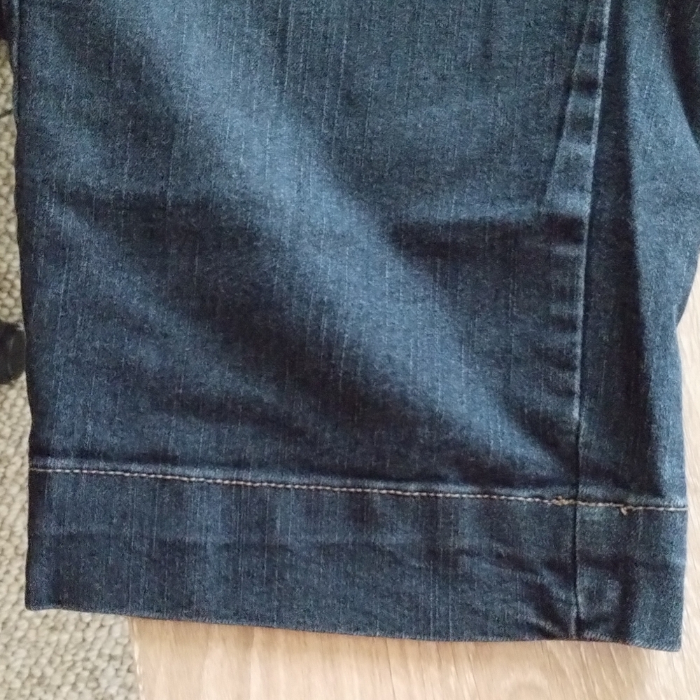 Boom Boom Jeans Juniors Size 5 Dark Blue Denim Bermuda Shorts - Picture 7 of 15